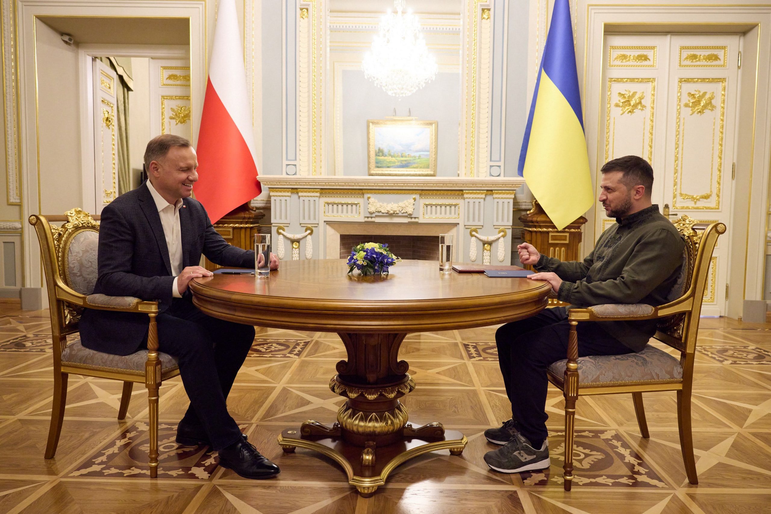 Zelenski s-a întâlnit cu președintele polonez Duda la întoarcerea de la Washington