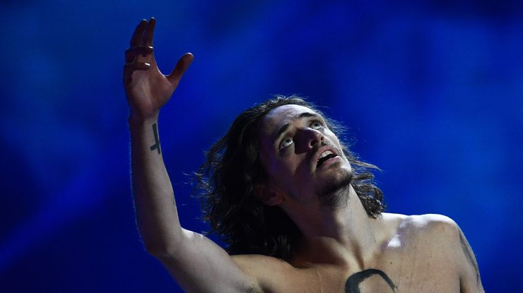 Spectacolele lui Serghei Polunin, celebrul balerin rus care are trei tatuaje cu figura lui Vladimir Putin, anulate în Italia: „Climat de tensiuni și amenințări”