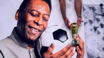 Legendarul „Pele” nu mai răspunde la tratament şi a fost mutat la „îngrijiri paliative”