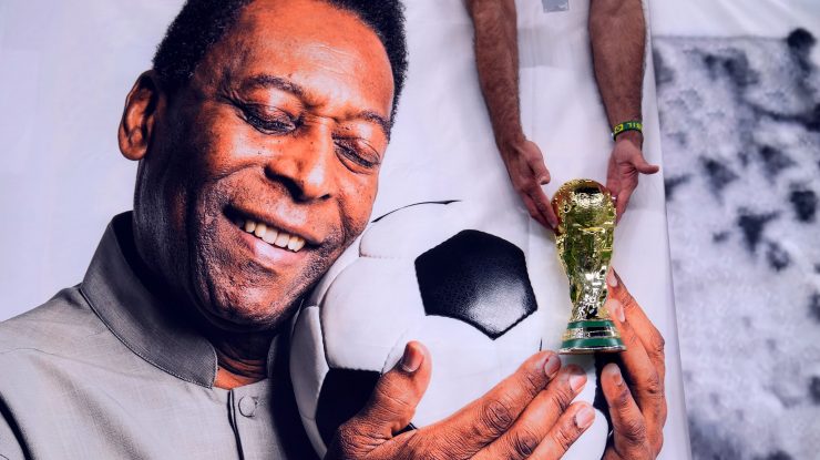 Pele, regele brazilian al fotbalului, a murit la 82 de ani