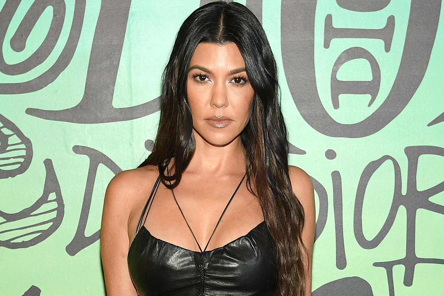 Kourtney Kardashian spune că nu știe cine este Jeff Bezos, după ce i s-a arătat o fotografie a fondatorului Amazon în timpul testului la detectorul de minciuni