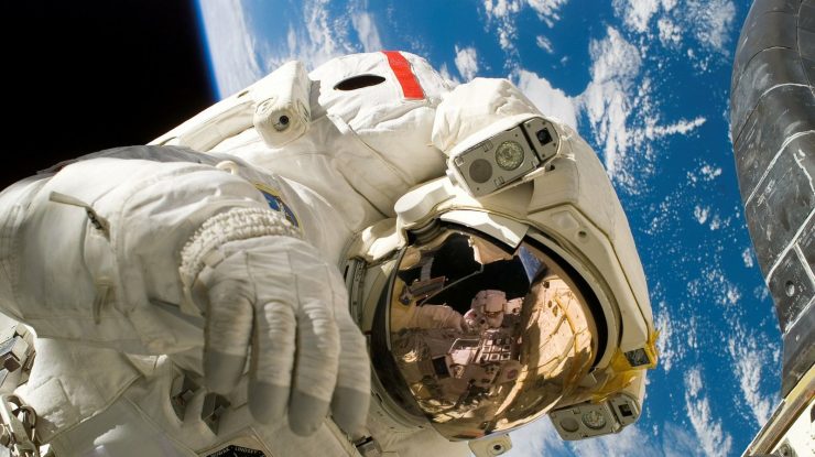 NASA se pregătește pentru ca prima femeie să pășească pe Lună