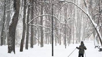 O stațiune de schi din Franța devine prima din Europa care interzice fumatul