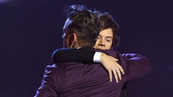 Robbie Williams spune că „vede mult din el însuși” în starul pop Harry Styles