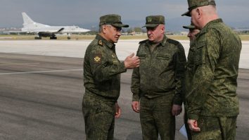 Ministrul rus al apărării vizitează trupele implicate în operațiunea din Ucraina