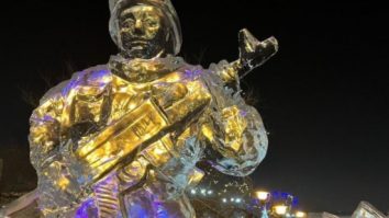 Foc și gheață: Siberienii se gândesc la mesajul din spatele decorațiunilor militarizate de Anul Nou din Chita