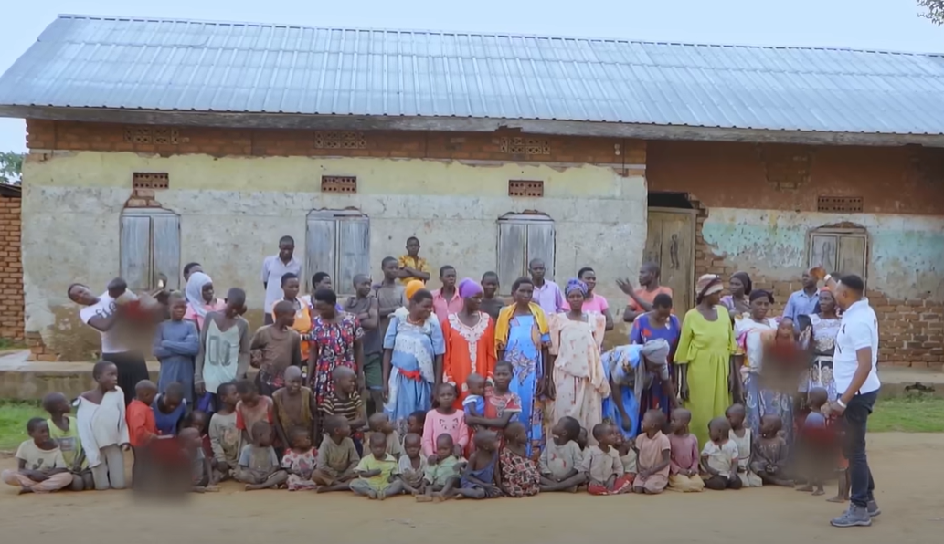 Un bărbat cu 102 copii le impune celor 12 soții ale sale să ia pilula, pentru că nu mai poate „tolera să aibe mai mulți copii”