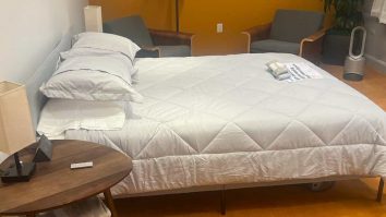 Elon Musk transformă sediul companiei Twitter într-un „hotel” pentru angajați