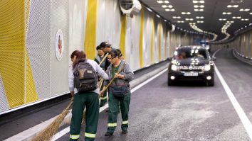 Plouă cu probleme în Pasajul Unirii din București. Ce spun autoritățile