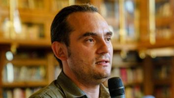 Alexandru Nicolae, lingvist, îți spune pe ce stradă ar sta Eminescu și în ce oraș