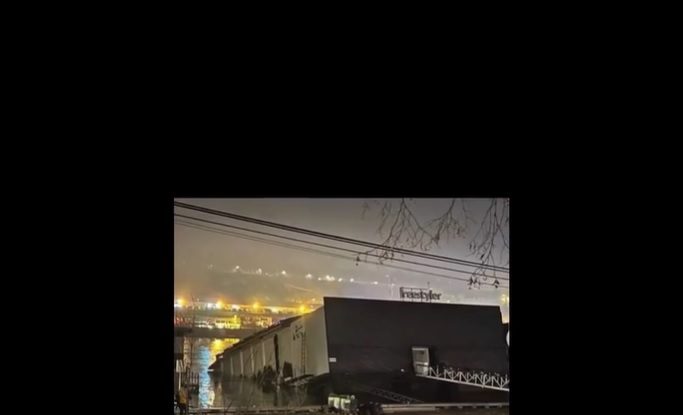 VIDEO. Un club din Belgrad s-a scufundat într-un râu în timpul petrecerii de Revelion