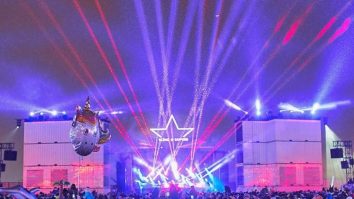 Canada: În Montreal, la Igloofest, festivalul electro în aer liber unde oamenii se amestecă și dansează cu mănuși
