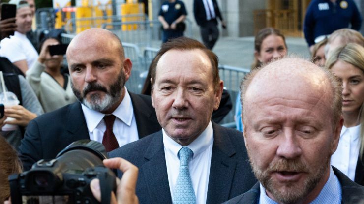 Kevin Spacey se declară nevinovat în fața unui tribunal din Marea Britanie pentru ultimele acuzații de agresiune sexuală