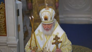 Patriarhul Kirill îndeamnă Moscova şi Kievul la o încetare a focului în Ucraina cu ocazia Crăciunului
