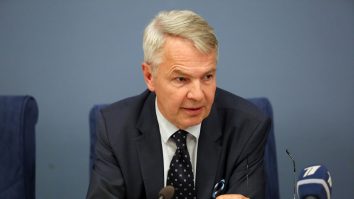 Finlanda cere o pauză în discuțiile aprinse cu Turcia în ceea ce privește aderarea la NATO