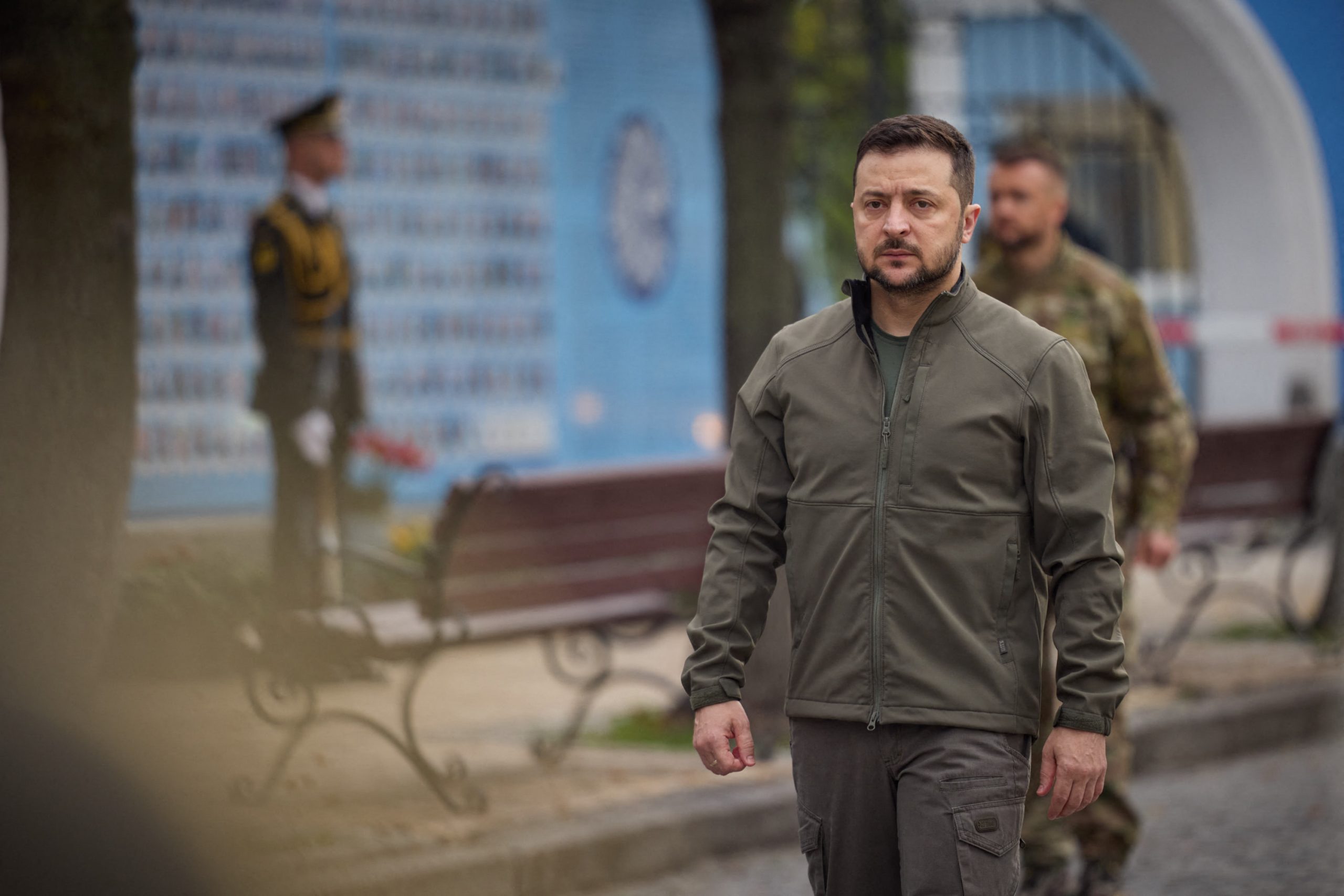 LIVE UPDATE. 1 an de la invazia Rusiei. Ucraina respinge planul de pace al Chinei, vrea revenirea la frontierele din 1991. Suedia va trimite tancuri de luptă Leopard în Ucraina