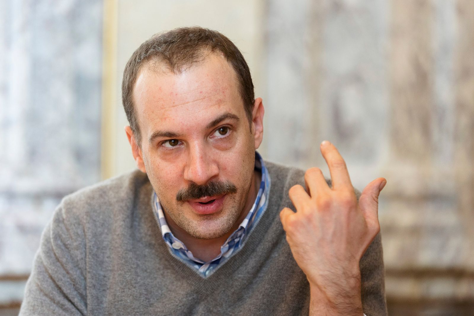 Un actor austriac care a jucat într-un film despre Sisi, găsit cu 58.000 de filme de pornografie infantilă