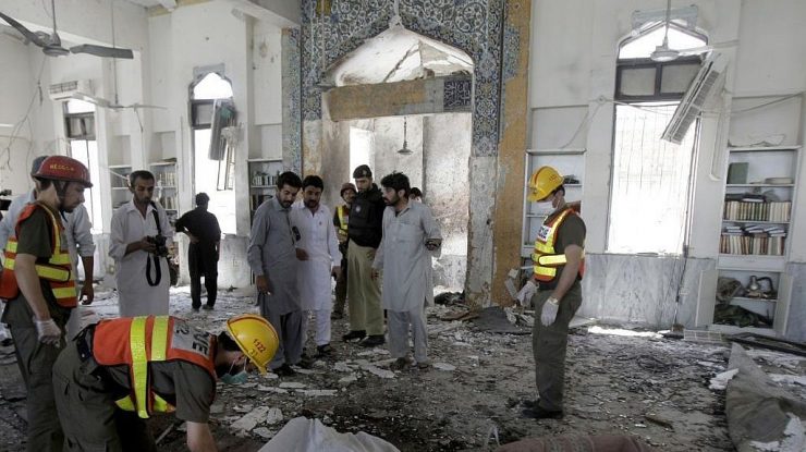 Bilanțul victimelor a crescut la cel puțin 87 de persoane în urma unui atentat sinucigaș cu bombă comis într-o moschee din Pakistan