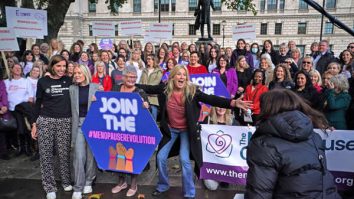Guvernul Marii Britanii respinge cererea pentru un concediu de menopauză deoarece ar putea cauza discriminare împotriva bărbaților