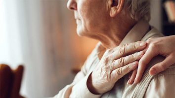 Oamenii de știință dezvăluie cum se pot depista semnele de demență cu nouă ani înainte de diagnosticare