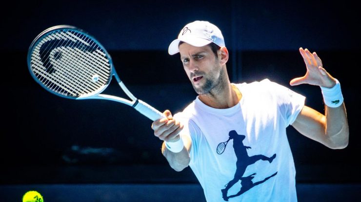 Novak Djokovic a avut parte de o primire călduroasă la primul meci la Melbourne după ce a fost expulzat și interzis