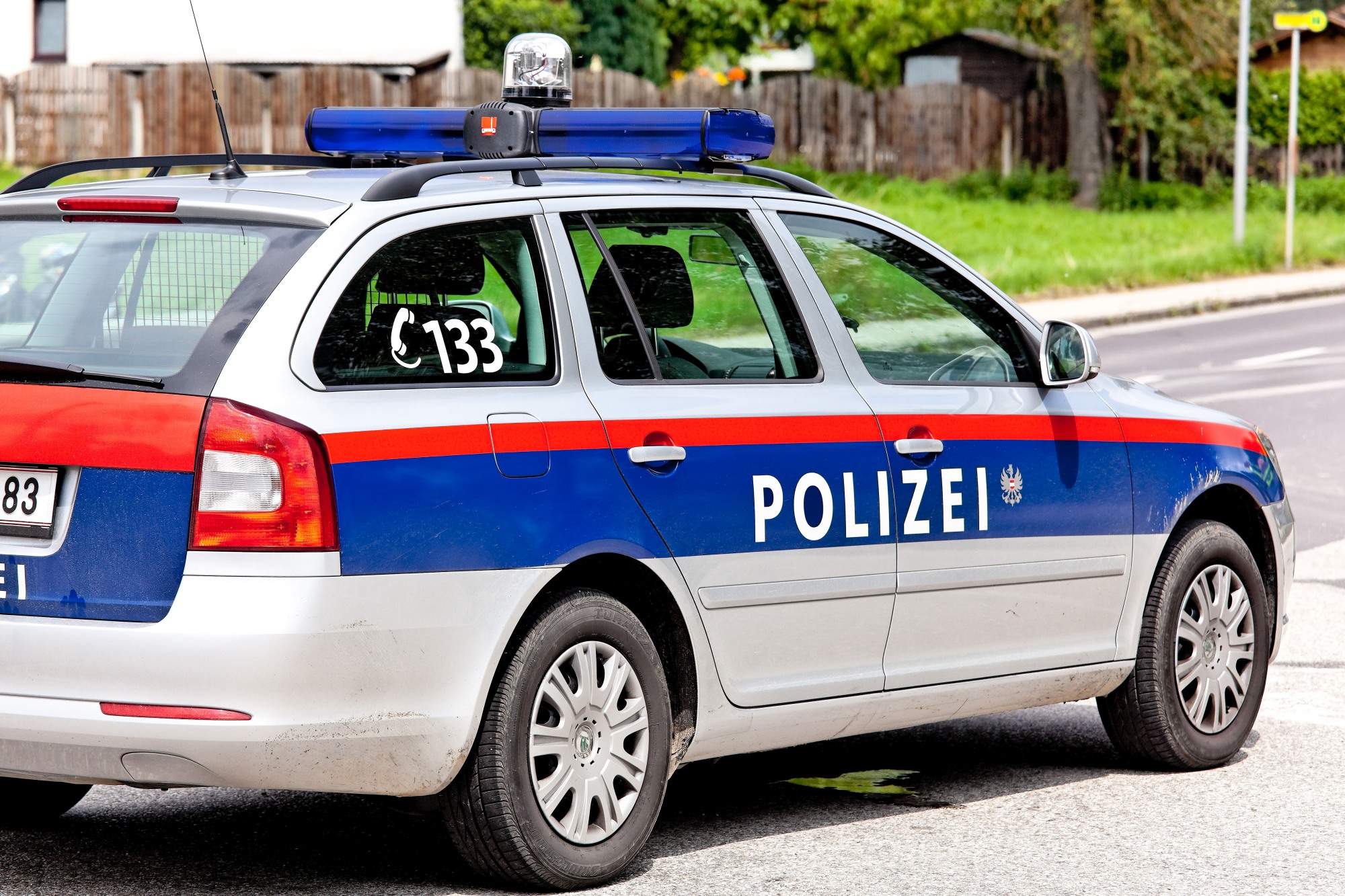 Descoperire macabră: O fetiță de 3 ani a murit după ce a fost găsită în mașina de spălat a familiei sale