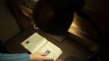 O școală a interzis jurnalul Annei Frank pentru că a fost considerat „cu prea multe explicații sexuale”