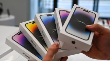 Apple se pregătește de lansarea noului Iphone 15. Valoarea modelelor mai vechi scade în acest weekend