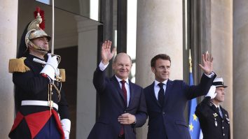 Franţa şi Germania doresc să fie „pionierii” refondării Europei