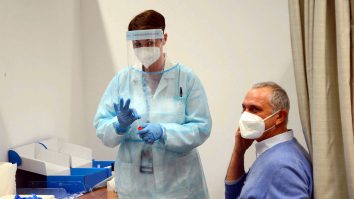 Subvarianta Omicron XBB.1.5 ar putea fi în curând tulpina COVID-19 dominantă în Europa