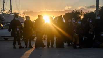 Cele mai recente date ale Frontex contrazic teoria Austriei. Pe unde încearcă migranții să intre în UE