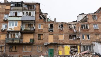 Președinția suedeză a UE consideră că lovitura rusă asupra Dnipro este o „crimă de război”