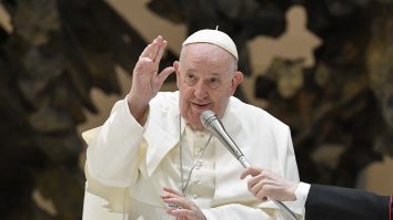 Vizita Papei în Congo urmărește să vindece rănile „încă sângerânde”