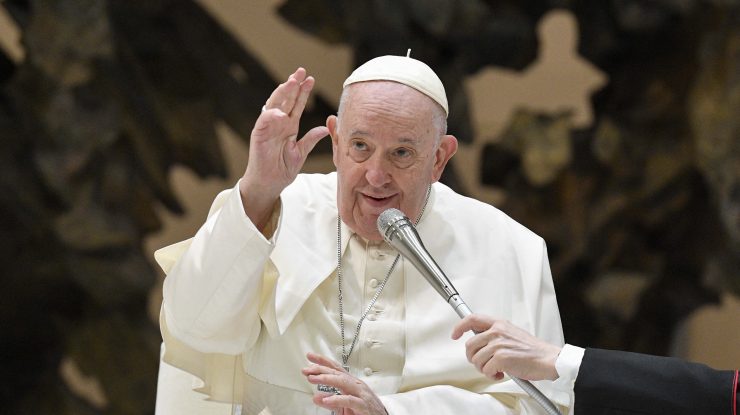 Vizita Papei în Congo urmărește să vindece rănile „încă sângerânde”