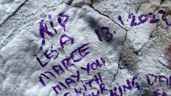 Persoane îndoliate s-au adunat în Graceland pentru comemorarea Lisei Marie Presley