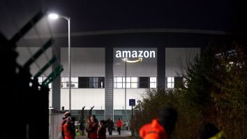 Amazon și-a spionat clienții prin camera instalată în soneria Ring