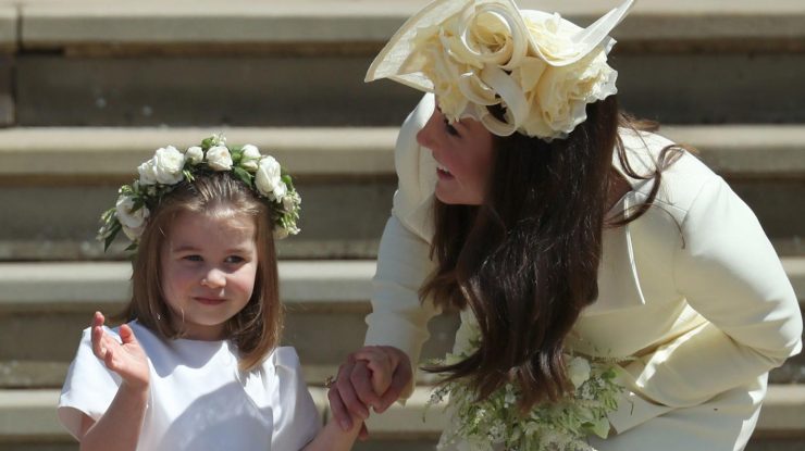 Prințul Harry dezvăluie mesajele ale lui Meghan și Kate despre rochiile de mireasă care au provocat o ceartă