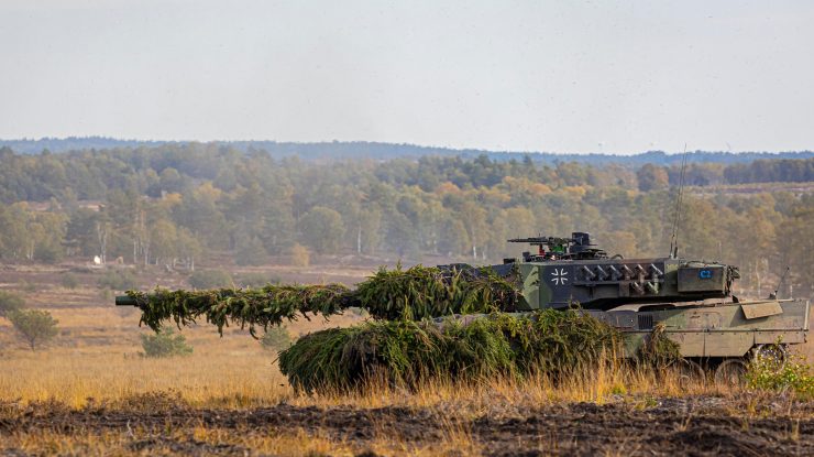 Der Spiegel: Germania a decis să trimită tancuri Leopard în Ucraina