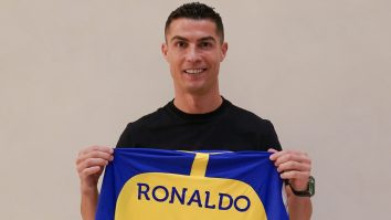 Cristiano Ronaldo a aterizat în Arabia Saudită după ce a semnat un contract istoric cu clubul de fotbal Al Nassr