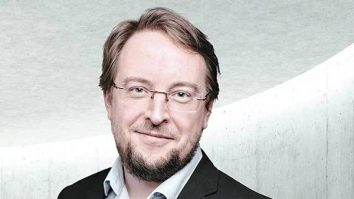 Xavier Martinet, director Dacia: Maşinile se vor scumpi foarte mult odată cu Euro 7. Dacia va deveni şi mai atractivă. Marca românească pregăteşte cel puţin patru noi modele după anul 2024, iar primul din noua serie va fi viitorul Duster III