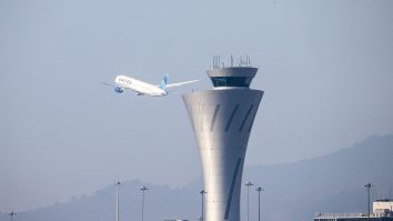 Zborurile din SUA se reiau după o defecțiune a sistemului informatic