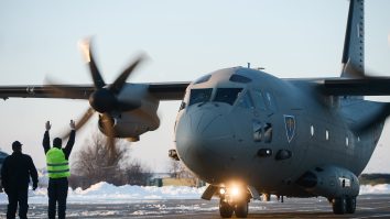 România trimite noi ajutoare pentru sinistraţii din Turcia şi Siria