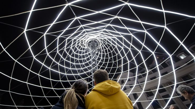 STUDIU. Bârfa e benefică pentru sănătate. Ce efect are asupra corpului nostru