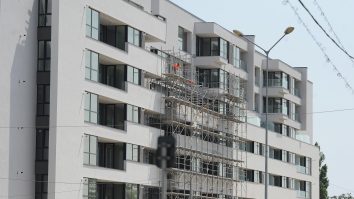 ANALIZĂ. Nivelul de trai şi ofertele din piaţa rezidenţială transformă locuitul la demisol în normalitate, dar cât de sigure sunt astfel de apartamente?