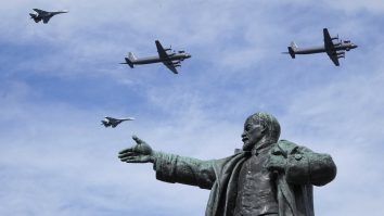 Rusia: Un bărbat beat a încercat să fure osemintele lui Lenin de la Moscova