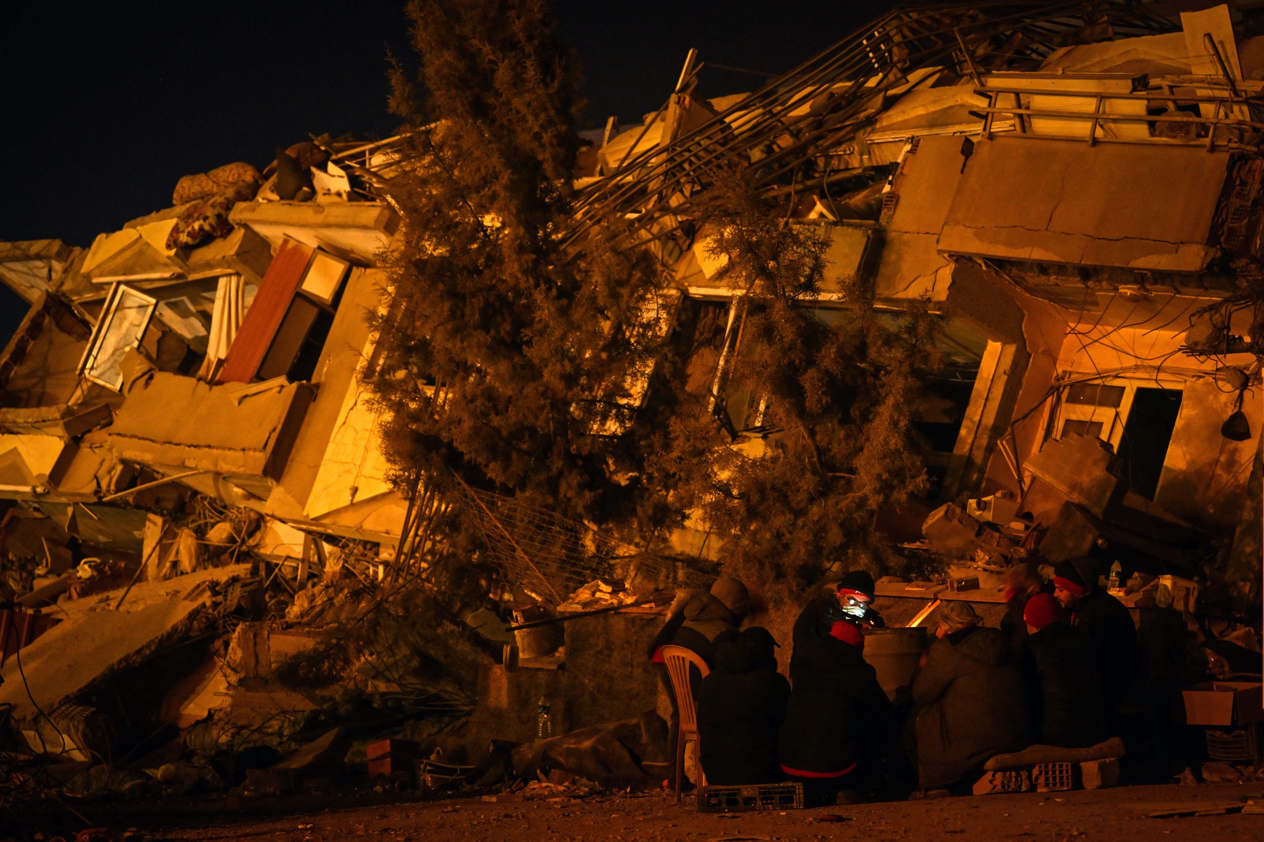 Două noi cutremure au avut loc în Siria și Turcia, unul dintre ele cu o magnitudine de 6,4. Trei persoane au murit și peste 200 au fost rănite