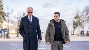 Biden respinge cererea lui Zelenski: „Ucraina nu are nevoie de avioane de luptă F-16”