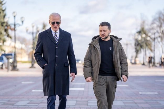 Biden respinge cererea lui Zelenski: „Ucraina nu are nevoie de avioane de luptă F-16”