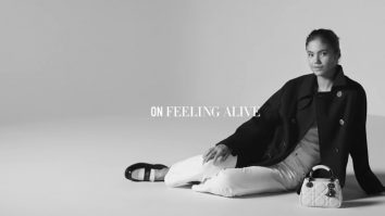 Emma Răducanu întoarce capetele cu un look impresionant în campania de prezentare a noii genți Dior