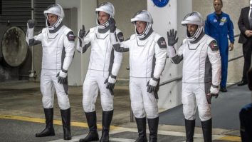 SpaceX și NASA au anulat lansarea unui astronaut către Stația Spațială Internațională după ce a fost detectată o problemă la sistemul de sol al rachetei